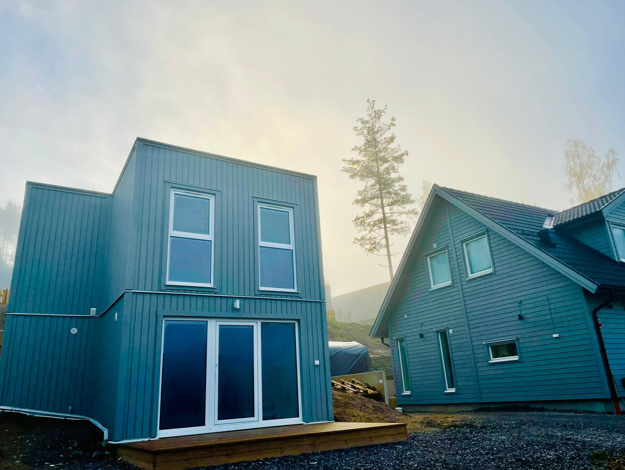 12 arkitektritade attefalshus för brf byrsta äng